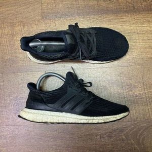Womens Adidas UltraBoost 4.0 Core Black Running Athletic Gym Shoes‎ Size 7.5 GUC